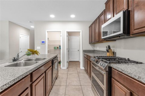 Casa en alquiler en Apollo Beach, Florida, 5 dormitorios, 224.36 m2 № 1879086 - foto 11