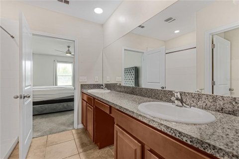Casa en alquiler en Apollo Beach, Florida, 5 dormitorios, 224.36 m2 № 1879086 - foto 25