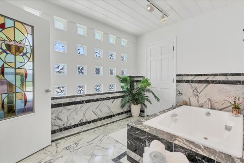 Casa en alquiler en Boca Grande, Florida, 3 dormitorios, 304.35 m2 № 1910237 - foto 26