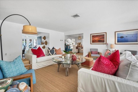 Casa en alquiler en Boca Grande, Florida, 3 dormitorios, 304.35 m2 № 1910237 - foto 9