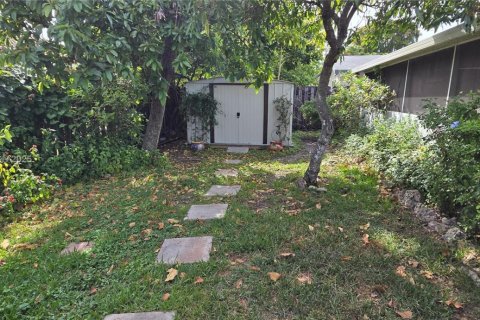 House in Sunrise, Florida 4 bedrooms, 140.84 sq.m. № 1739733 - photo 17