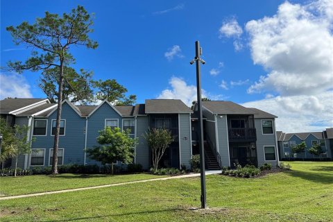 Condo in Casselberry, Florida, 1 bedroom № 2217512
