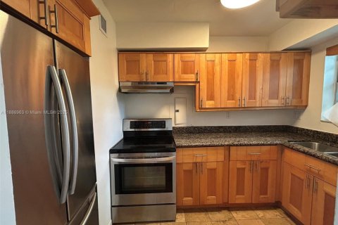 Copropriété à louer à Miami, Floride: 2 chambres, 74.32 m2 № 1938854 - photo 6