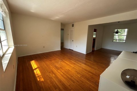 Copropriété à louer à Miami, Floride: 2 chambres, 74.32 m2 № 1938854 - photo 5