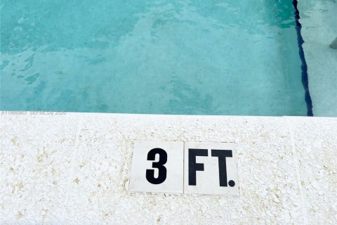 Copropriété à louer à Miami, Floride: 2 chambres, 74.32 m2 № 1938854 - photo 25