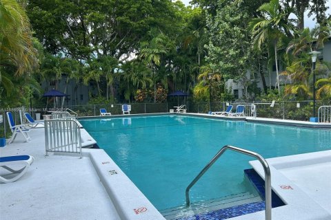 Copropriété à louer à Miami, Floride: 2 chambres, 74.32 m2 № 1938854 - photo 16