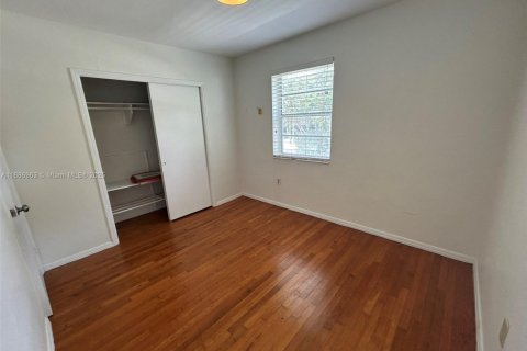 Copropriété à louer à Miami, Floride: 2 chambres, 74.32 m2 № 1938854 - photo 12