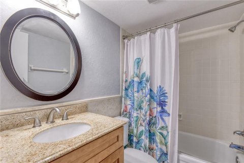 Condo in Saint Augustine, Florida, 2 bedrooms  № 1635933 - photo 25