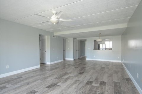 Condo in Saint Augustine, Florida, 2 bedrooms  № 1635933 - photo 16