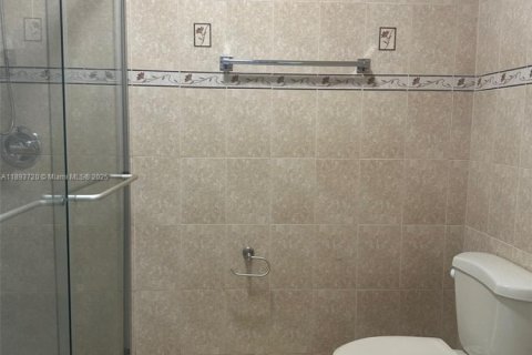 Купить виллу или дом в Майами, Флорида 3 спальни, 138.52м2, № 1945357 - фото 24