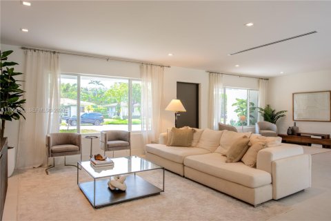 Villa ou maison à vendre à Miami Shores, Floride: 4 chambres, 209.77 m2 № 2025245 - photo 6