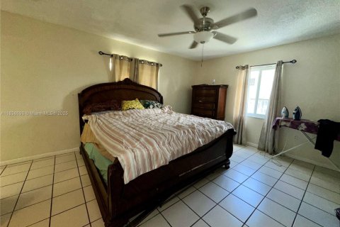 Купить виллу или дом в Флорида-Сити, Флорида 4 спальни, 140.65м2, № 2005940 - фото 20