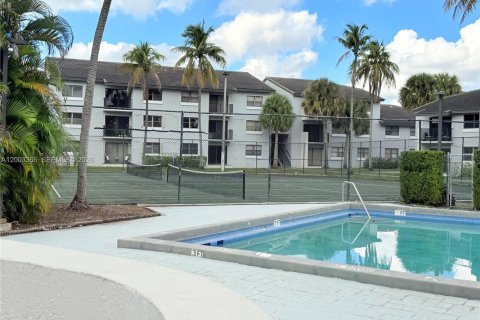 Copropriété à louer à Hialeah, Floride: 2 chambres, 82.03 m2 № 2066589 - photo 17