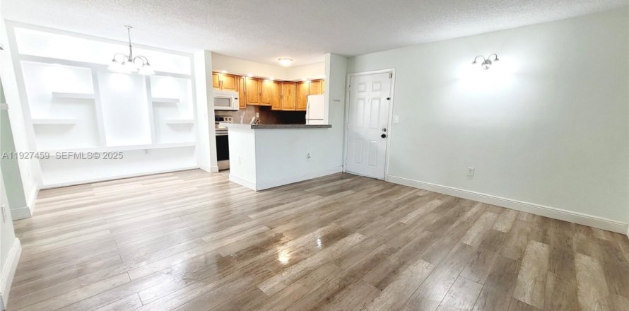 Condo à Hialeah, Floride, 2 chambres № 1986024