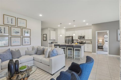 Casa en venta en Haines City, Florida, 3 dormitorios, 147.62 m2 № 1885118 - foto 13