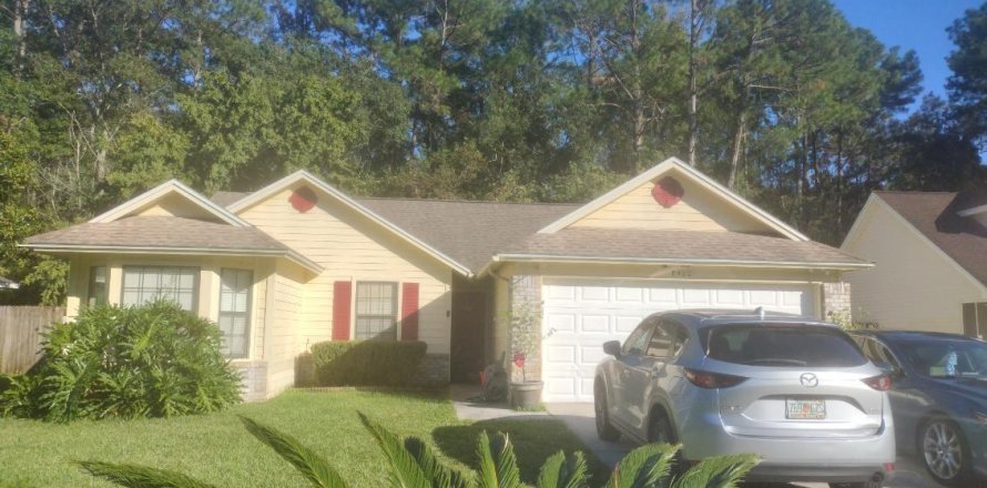 House in Jacksonville, Florida 3 bedrooms, 144.46 sq.m. № 769099
