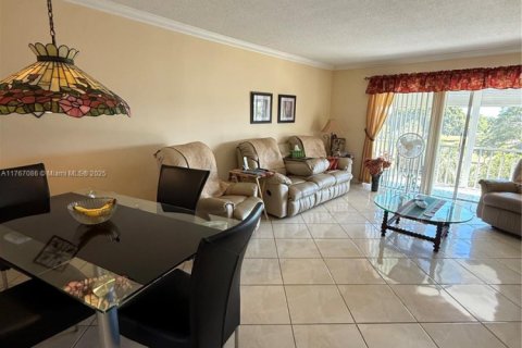 Condominio en venta en Hollywood, Florida, 2 dormitorios, 92.16 m2 № 1698490 - foto 8