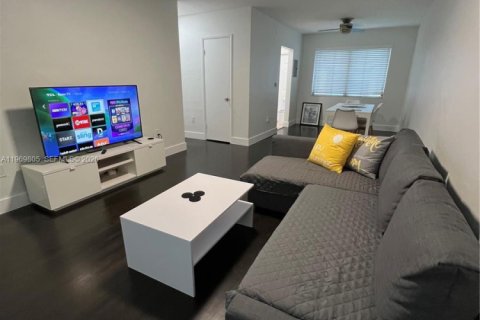 Copropriété à louer à Miami Beach, Floride: 1 chambre, 65.03 m2 № 2030633 - photo 9