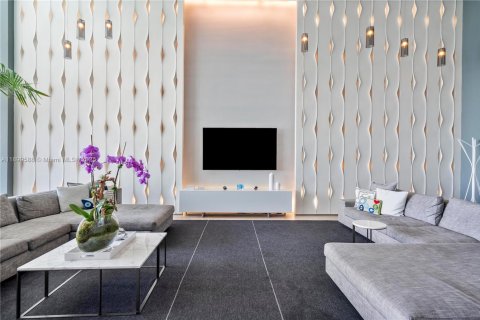 Copropriété à louer à Miami, Floride: 2 chambres, 102.84 m2 № 1950879 - photo 28