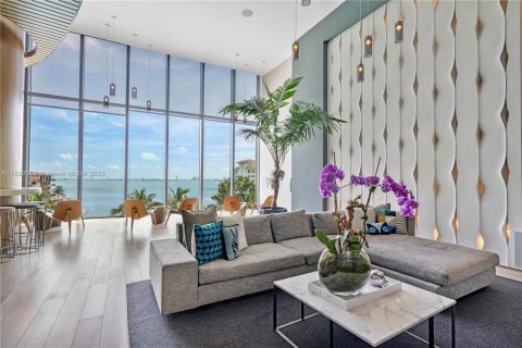 Copropriété à louer à Miami, Floride: 2 chambres, 102.84 m2 № 1950879 - photo 29