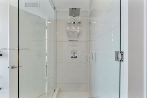 Copropriété à louer à Miami, Floride: 2 chambres, 102.84 m2 № 1950879 - photo 7