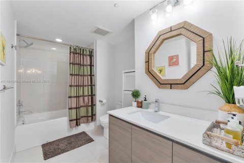 Copropriété à louer à Miami, Floride: 2 chambres, 102.84 m2 № 1950879 - photo 16