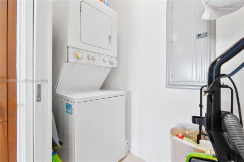 Купить кондоминиум в Майами-Бич, Флорида 3 спальни, 141.68м2, № 2005154 - фото 29