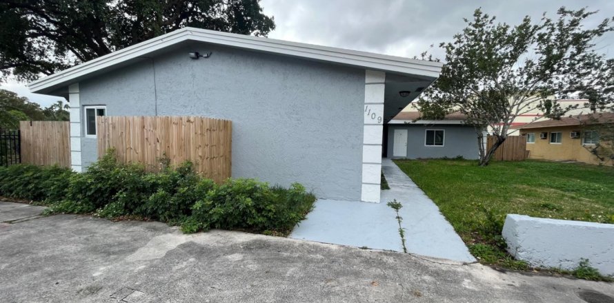 Appartement à Pompano Beach, Floride 1 chambre, 303.7 m2 № 1210615