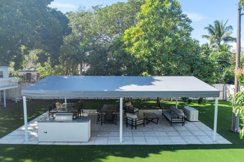 Terreno en venta en Pinecrest, Florida № 1858519 - foto 12