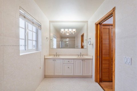 Terreno en venta en Pinecrest, Florida № 1858519 - foto 6