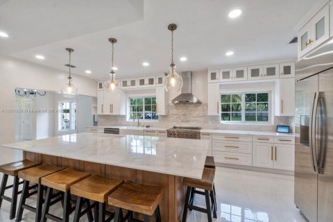 Terreno en venta en Pinecrest, Florida № 1858519 - foto 23