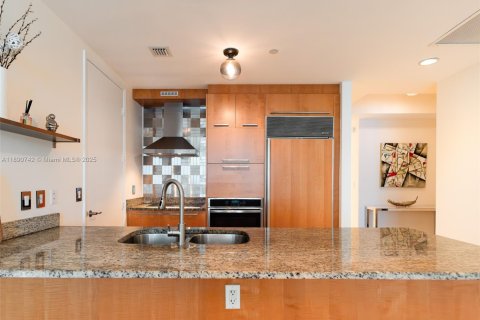 Купить кондоминиум в Санни-Айлс-Бич, Флорида 3 спальни, 183.85м2, № 1944892 - фото 20