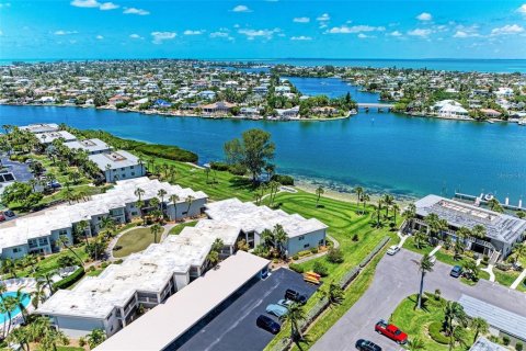 Condo in Holmes Beach, Florida, 2 bedrooms  № 1826504 - photo 29