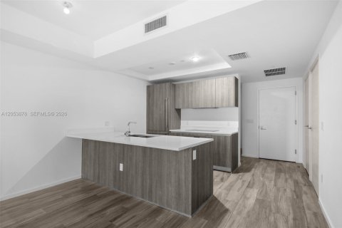 Купить кондоминиум в Майами, Флорида 2 спальни, 103.96м2, № 2168088 - фото 3