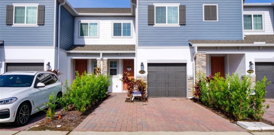 Townhouse in Orlando, Florida 3 bedrooms, 156.91 sq.m. № 1894603