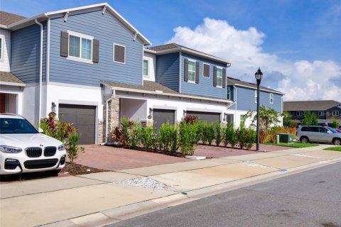 Townhouse in Orlando, Florida 3 bedrooms, 156.91 sq.m. № 1894603 - photo 3
