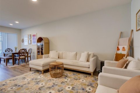 Townhouse in Orlando, Florida 3 bedrooms, 156.91 sq.m. № 1894603 - photo 6