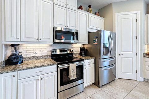 Condo in Bradenton, Florida, 3 bedrooms № 2167247 - photo 14