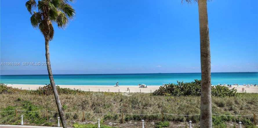 Condo à Miami Beach, Floride, 1 chambre  № 2024504