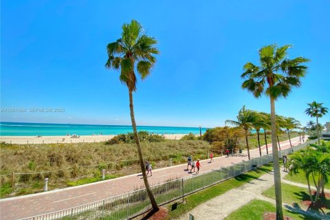 Copropriété à louer à Miami Beach, Floride: 1 chambre, 86.4 m2 № 2024504 - photo 9