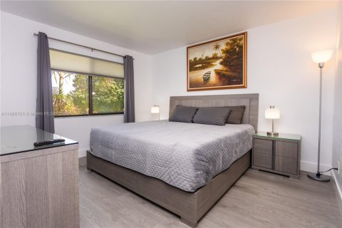 Condo à Clewiston, Floride, 2 chambres  № 2077217