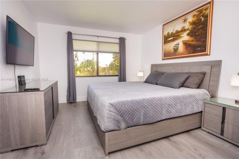 Copropriété à louer à Clewiston, Floride: 2 chambres, 78.04 m2 № 2077217 - photo 4