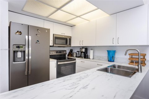 Copropriété à louer à Clewiston, Floride: 2 chambres, 78.04 m2 № 2077217 - photo 20