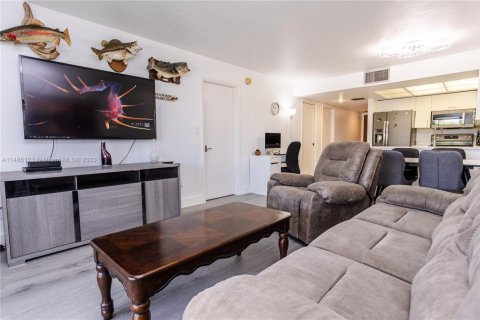 Copropriété à louer à Clewiston, Floride: 2 chambres, 78.04 m2 № 2077217 - photo 30