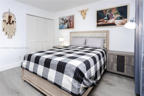 Copropriété à louer à Clewiston, Floride: 2 chambres, 78.04 m2 № 2077217 - photo 11