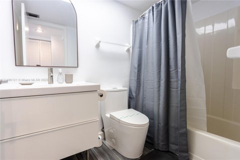 Copropriété à louer à Clewiston, Floride: 2 chambres, 78.04 m2 № 2077217 - photo 6