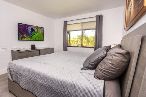 Copropriété à louer à Clewiston, Floride: 2 chambres, 78.04 m2 № 2077217 - photo 3