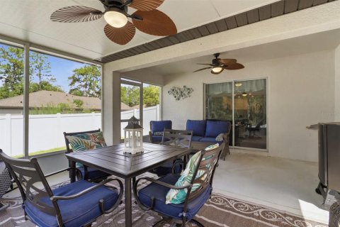 House in Weeki Wachee, Florida 4 bedrooms, 172.15 sq.m. № 2120812 - photo 29
