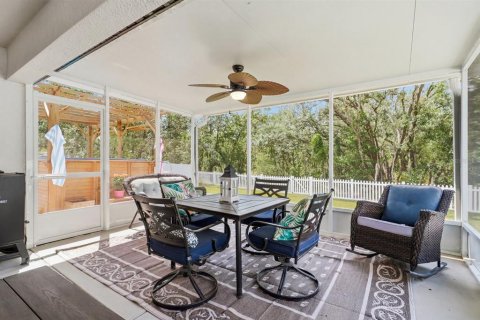 House in Weeki Wachee, Florida 4 bedrooms, 172.15 sq.m. № 2120812 - photo 30