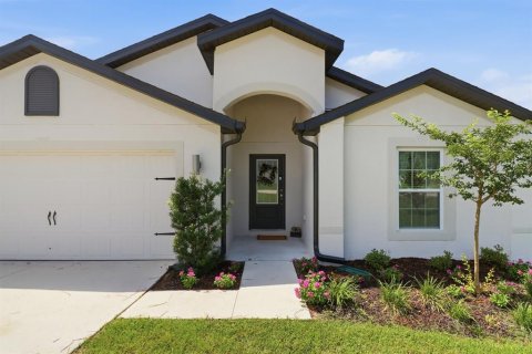 Casa en Weeki Wachee, Florida 4 dormitorios, 172.15 m2 № 2120812